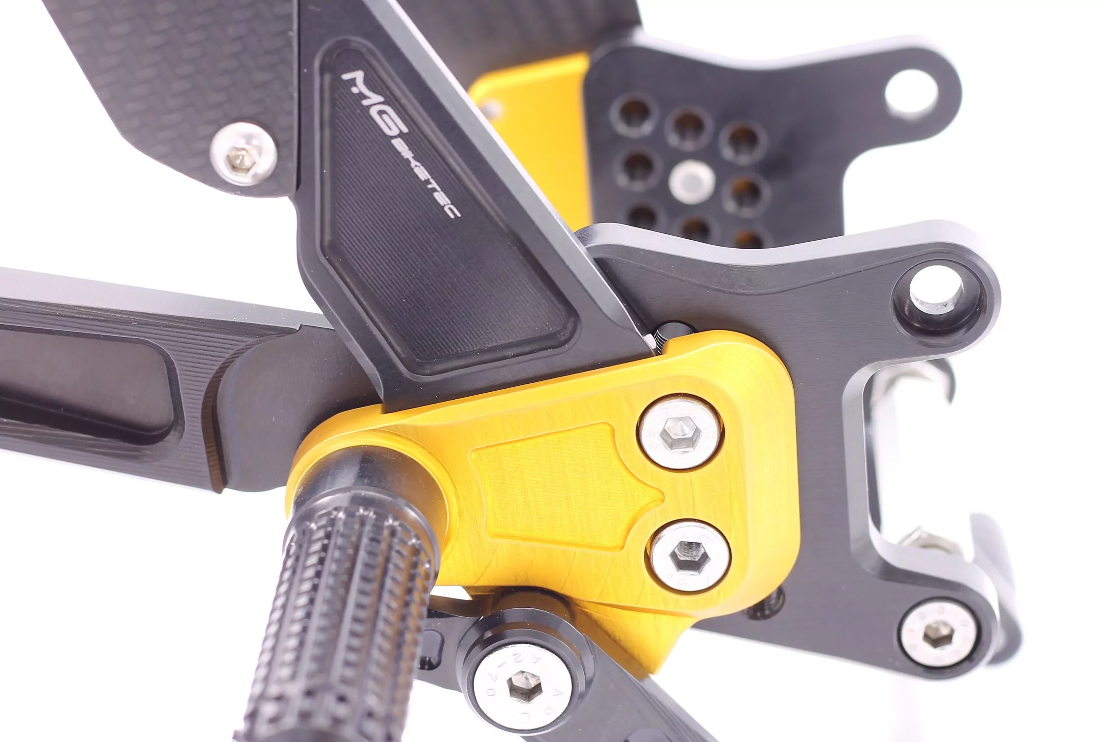 MG Biketec Sportfussrastenanlage / Rastenanlage / Fußrastenanlage mit ABE, gültig in D - A - CH für Aprilia RSV4 1000 ab 2009