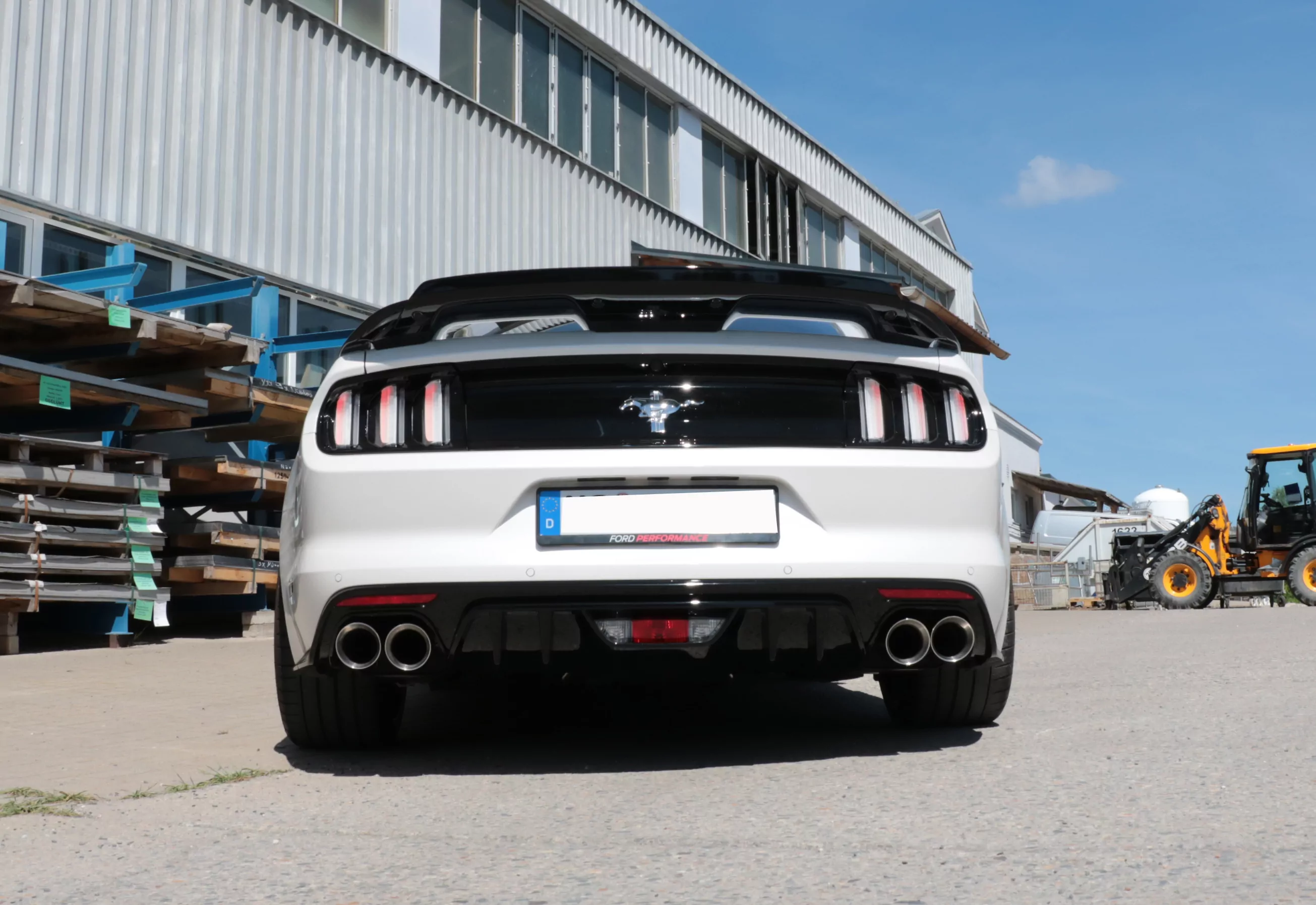 Ford Mustang VI Coupe & Convertible - 4/6/8 -Zylinder  Endschalldämpfer rechts/links ohne Abgasklappen - 2x100 Typ 25 rechts/links - passend an den Stoßstangenansatz 52889573 von Velocity