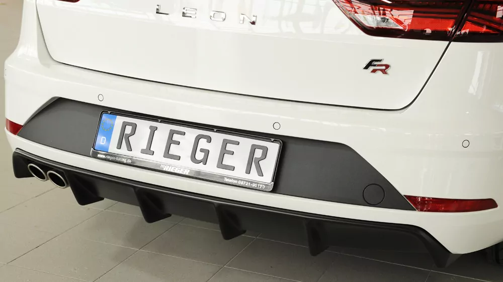Rieger Heckeinsatz für Seat Leon FR (5F) - 5-tür. (ST/Kombi) 01.17- (ab Facelift) carbon optik