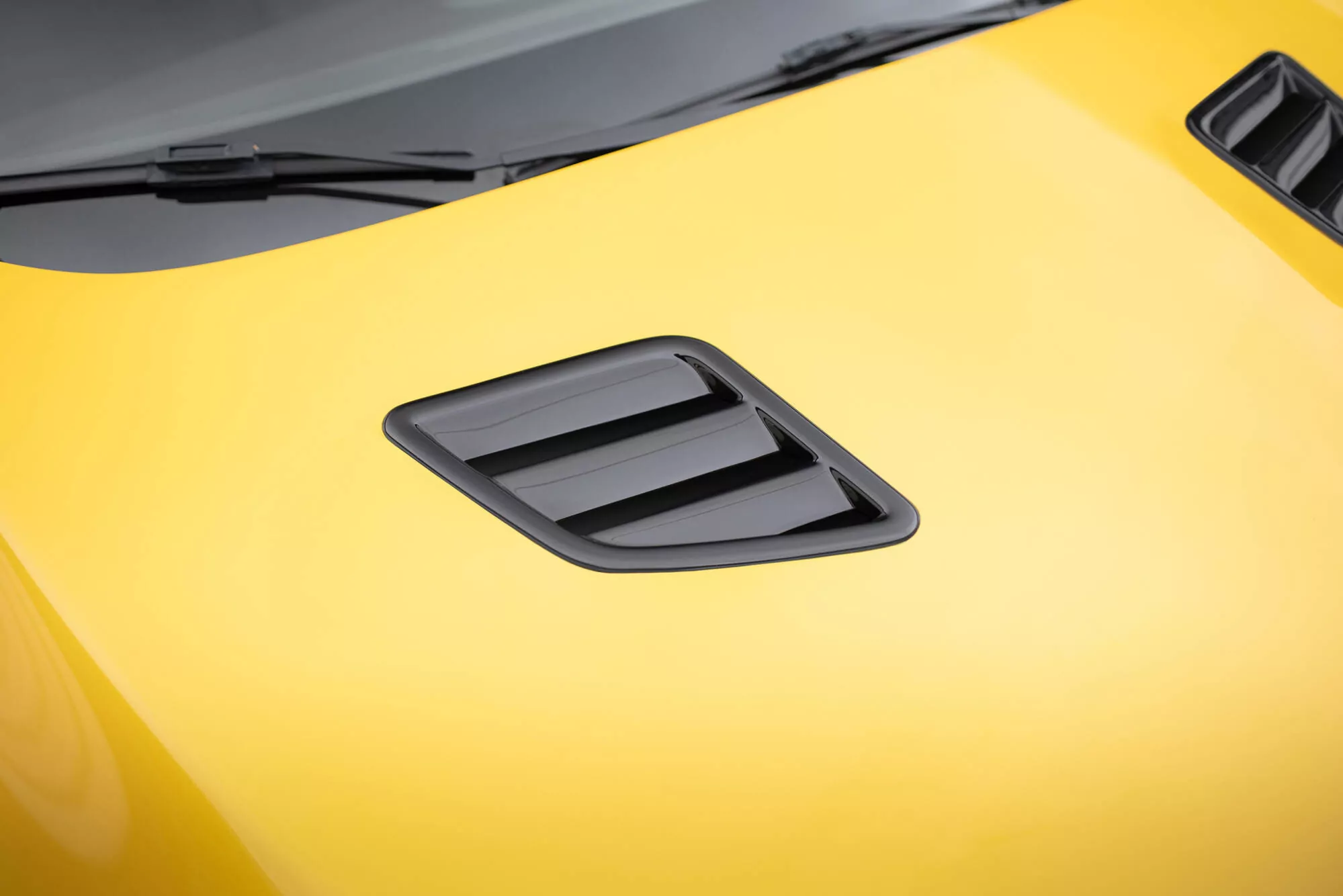 Motorhauben Hutze Lüftungsgitter FORD FIESTA MK7 ST FACELIFT schwarz Hochglanz 