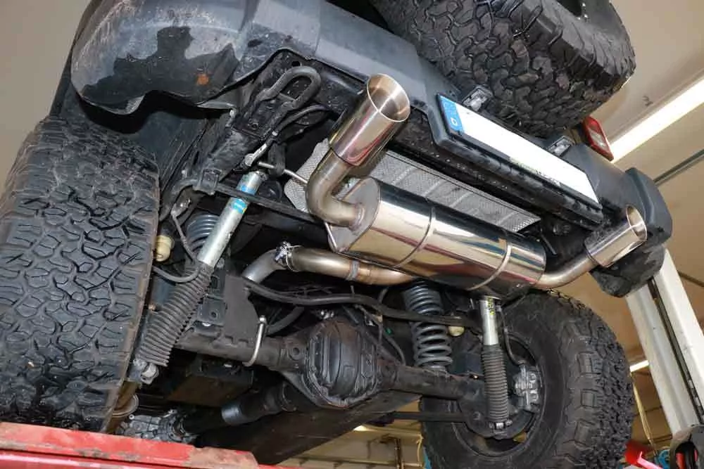 Jeep Wrangler III - JK  Endschalldämpfer quer Ausgang rechts/links - 1x100 Typ 25 rechts/links