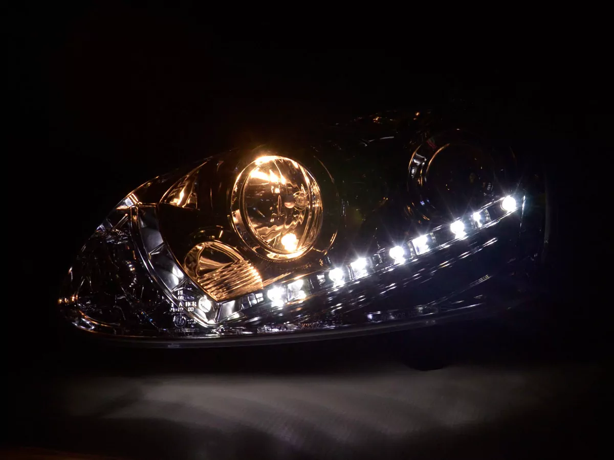 Scheinwerfer Set Daylight LED TFL-Optik VW Golf 5 Typ 1K Bj. 03-08 chrom