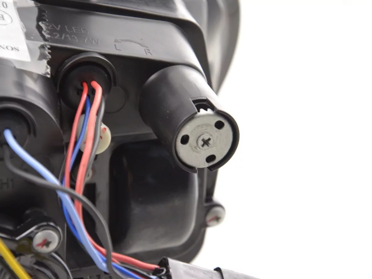 Scheinwerfer Set Daylight LED Tagfahrlicht VW Golf 4 Bj. 97-03 chrom für Rechtslenker