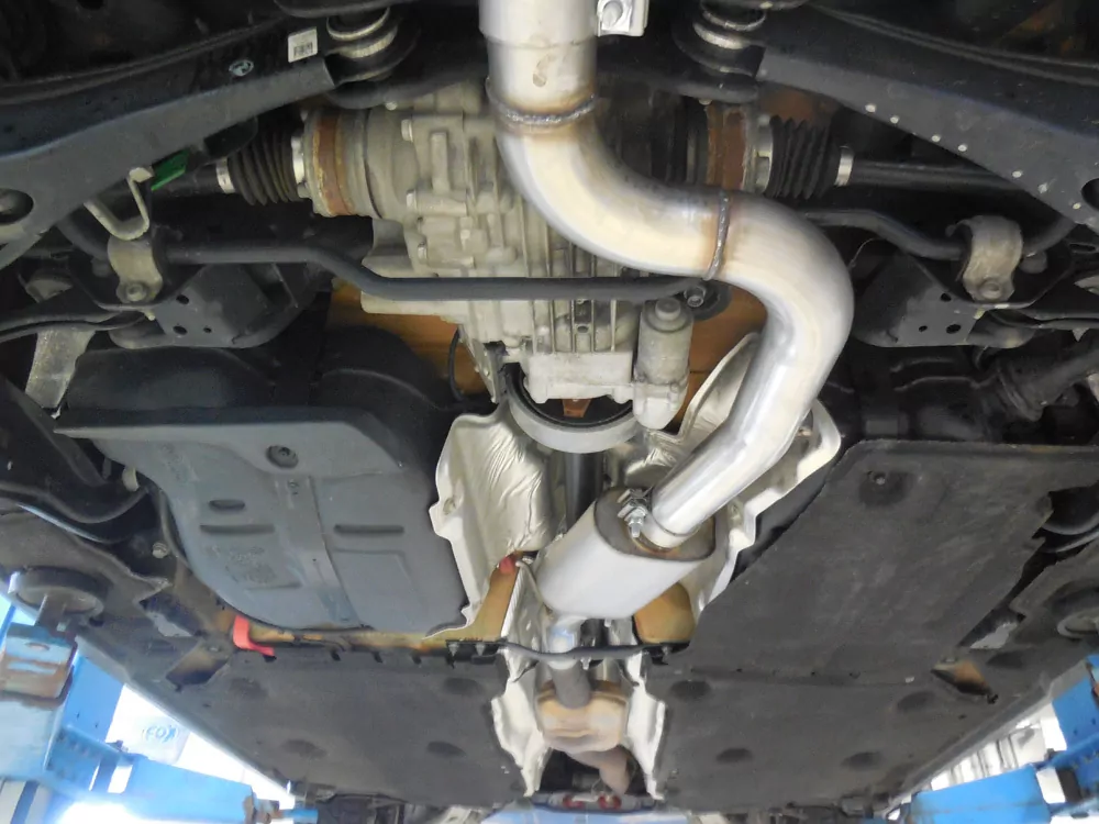 Audi TT FV3 quattro  Vorschalldämpfer