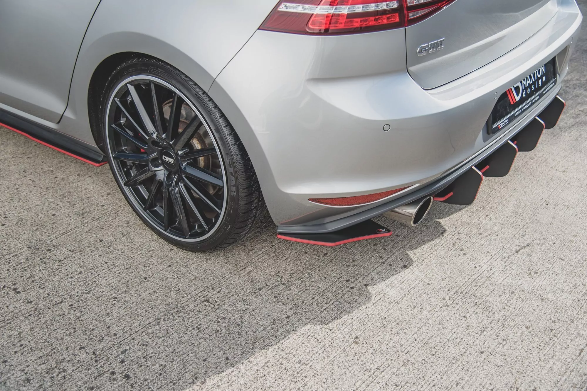 Robuster Heck Ansatz Flaps Diffusor Passend Für Diffusor L + R V.2 Passend Für VW Golf 7 GTI Schwarz