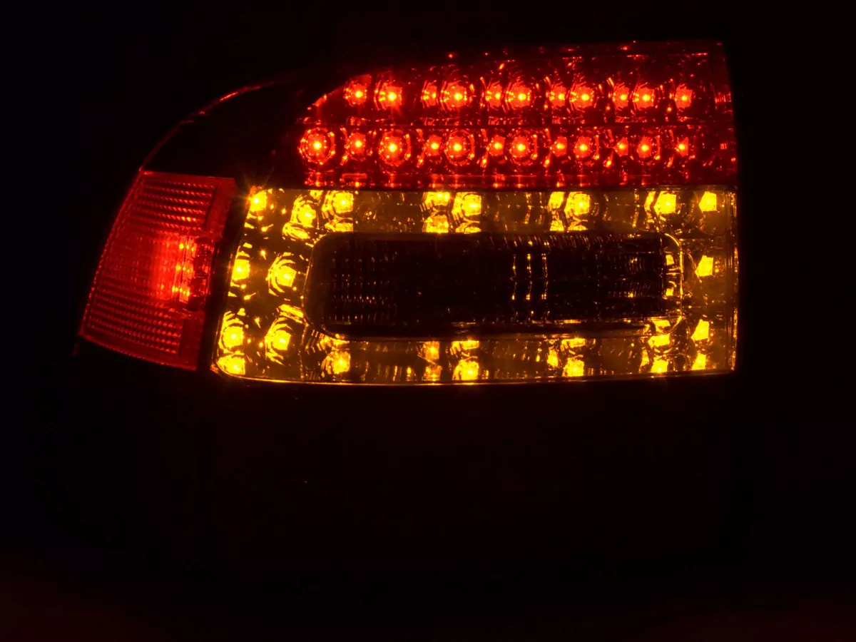 LED Rückleuchten Set Porsche Cayenne Typ 955 Bj. 02-06 rot/schwarz