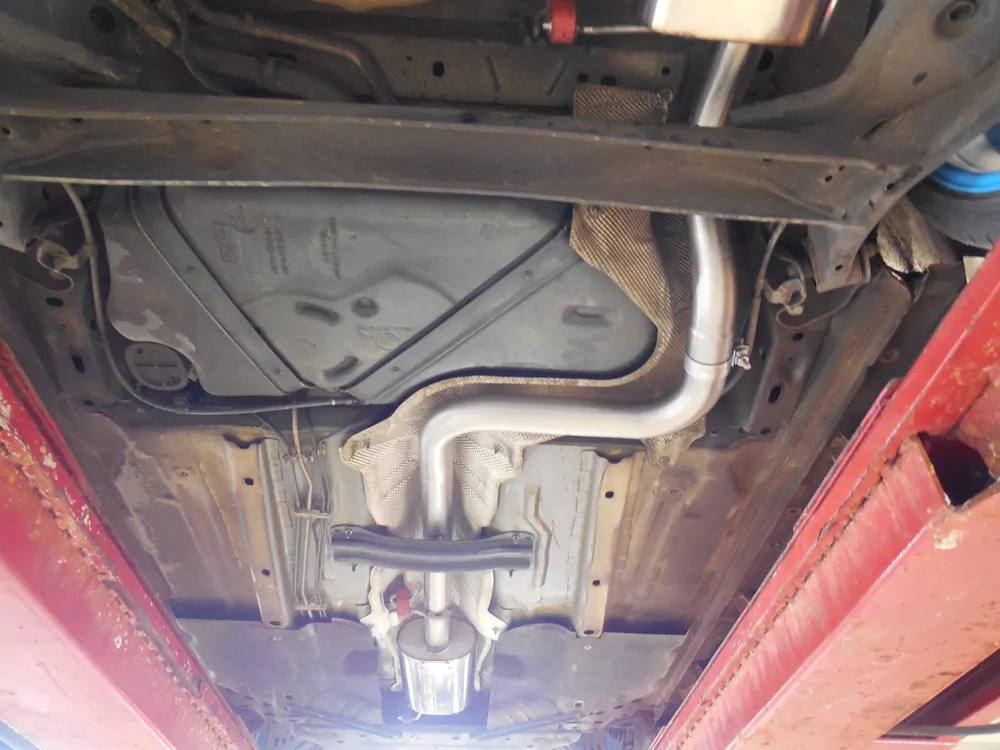 Ford Fiesta VII ST200  Vorschalldämpfer