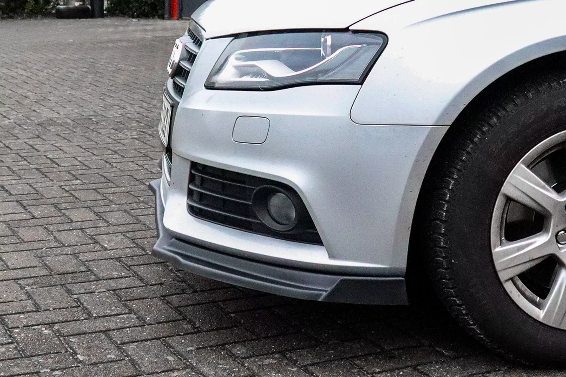 Cup Frontspoilerlippe mit Wings für Audi A4 B8 mit S-Line