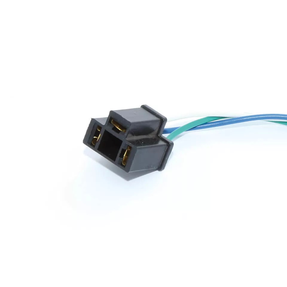 HIGHSIDER smart Type A Plug Female, 3-Pin, For 12V H4 Incandescent Lamps, With 210 mm Cable.