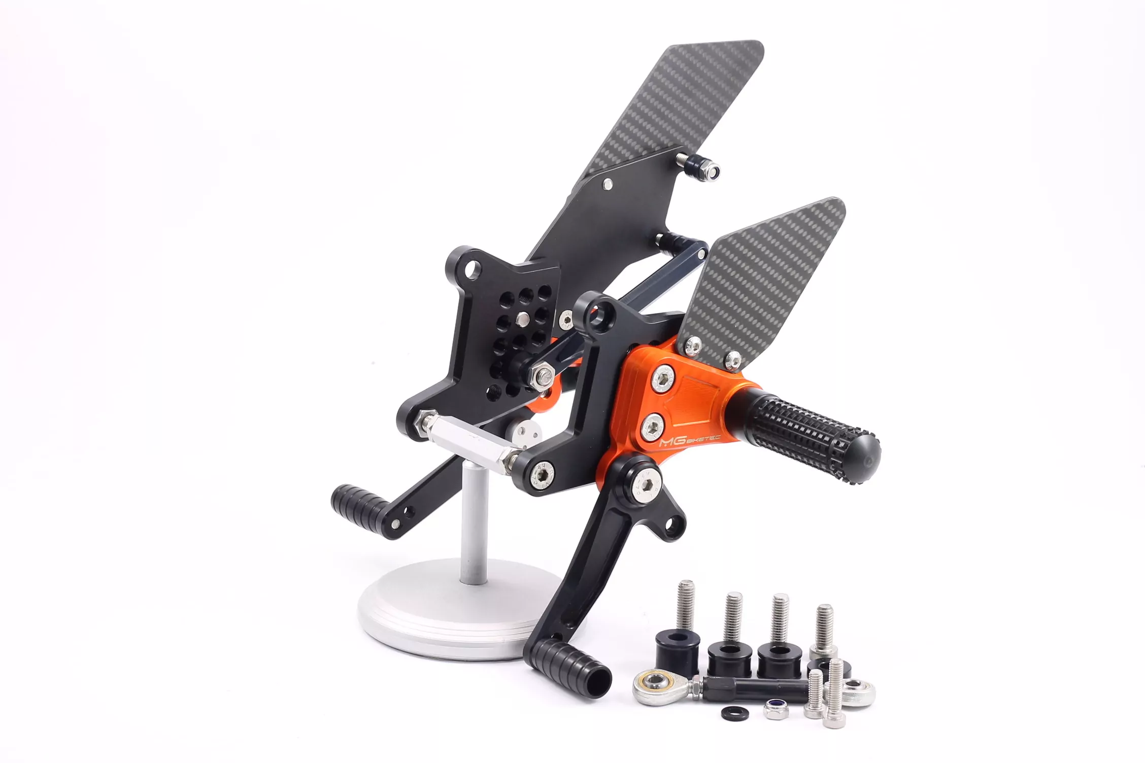 MG Biketec Sportfussrastenanlage / Rastenanlage / Fussrastenanlage mit ABE, gültig in D - A - CH für KTM 1290 Super Duke GT ab 2016-2020