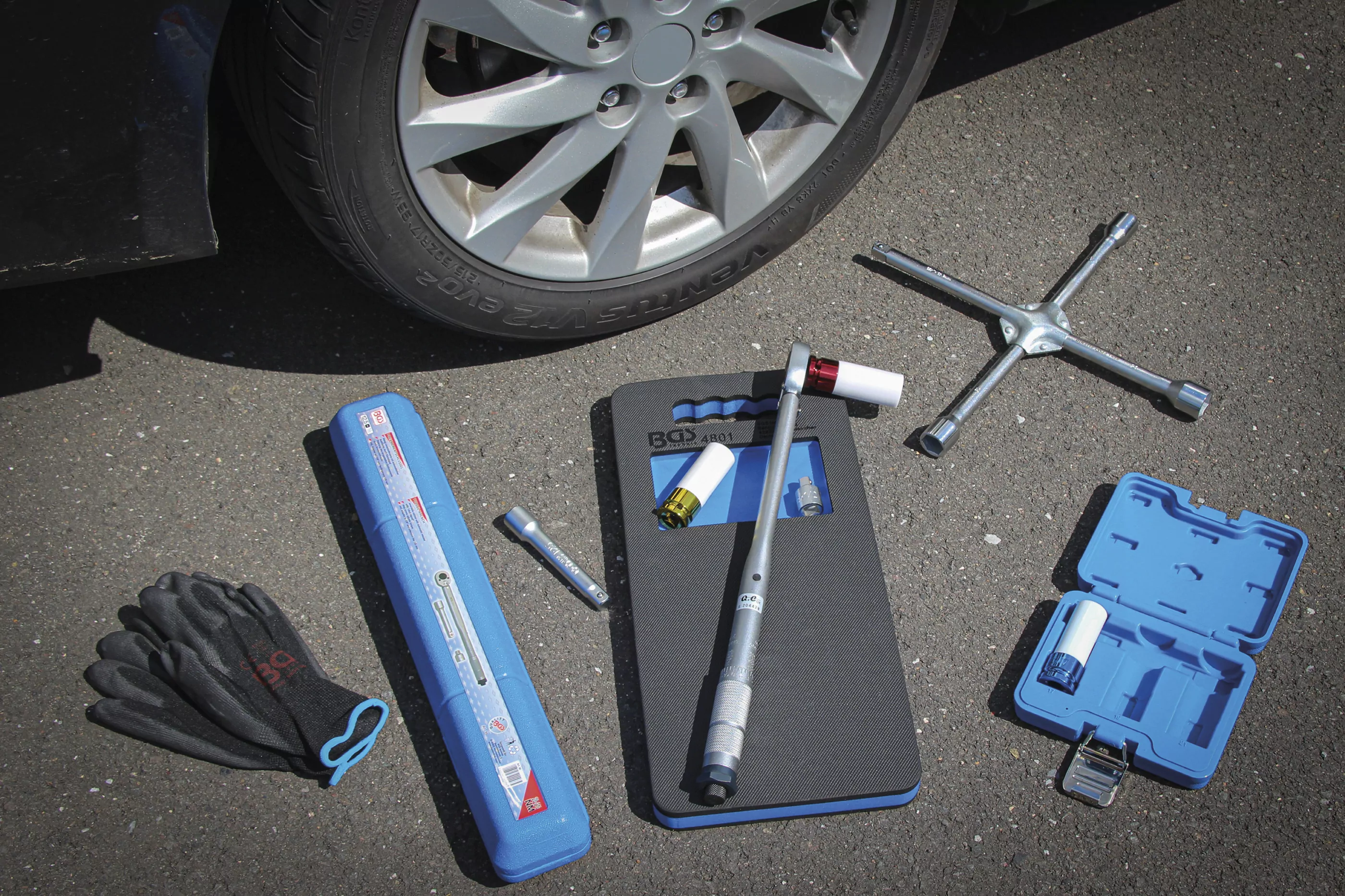 Radwechsel-Service-Satz mit Rangier-Wagenheber 2,5 t | 10-tlg.