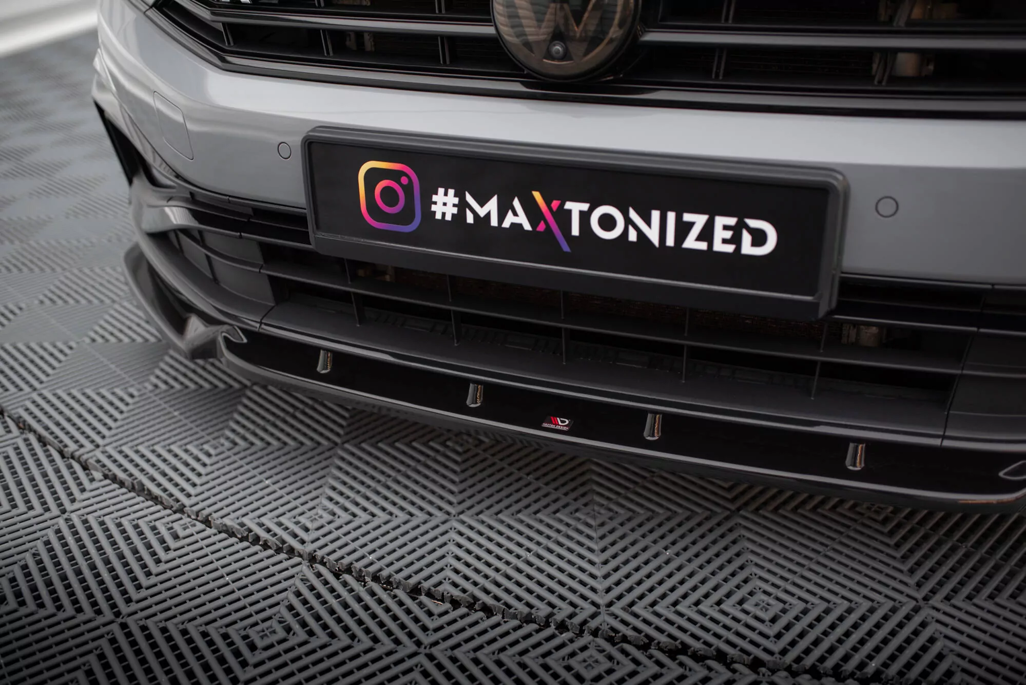 Front Ansatz V.1 Für Volkswagen Passat R-Line B8 Facelift Schwarz Hochglanz