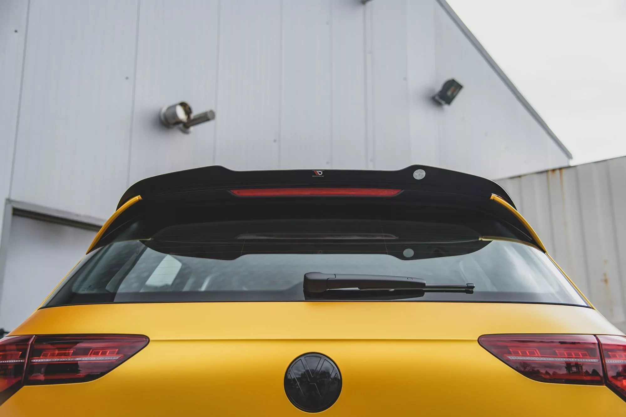 Spoiler CAP V.2 Für Volkswagen Golf Mk8 Schwarz Hochglanz