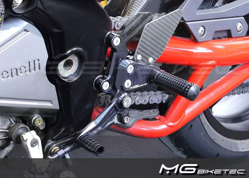 MG Biketec Sportfussrastenanlage / Rastenanlage / Fußrastenanlage mit ABE, gültig in D - A - CH für Benelli Café Racer 899 ab 2009