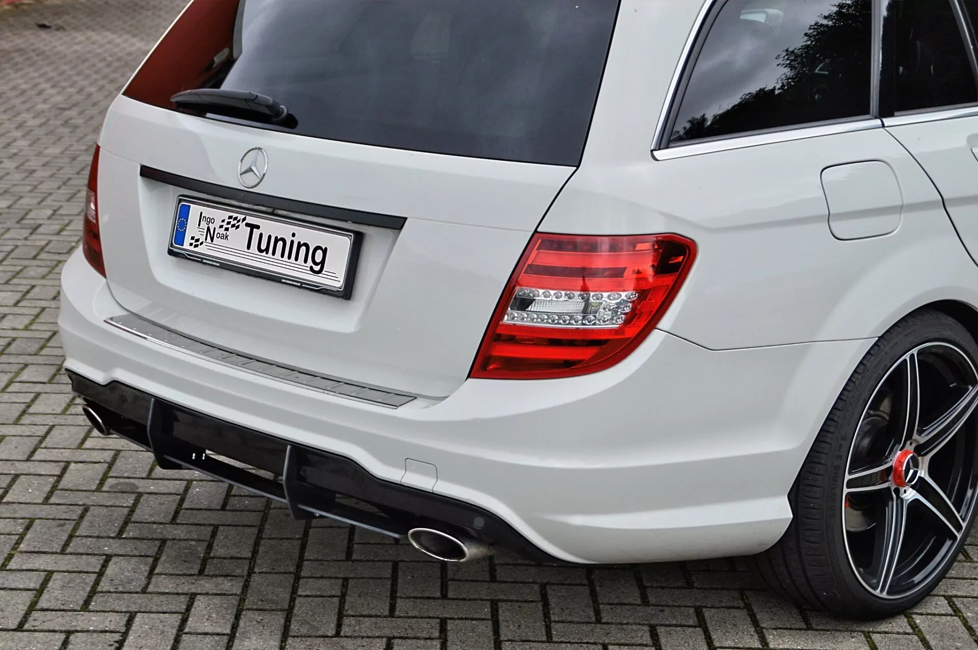 Heckansatz Diffusor für C W204 mit AMG-Line INE-20520045DAMGL-ABS