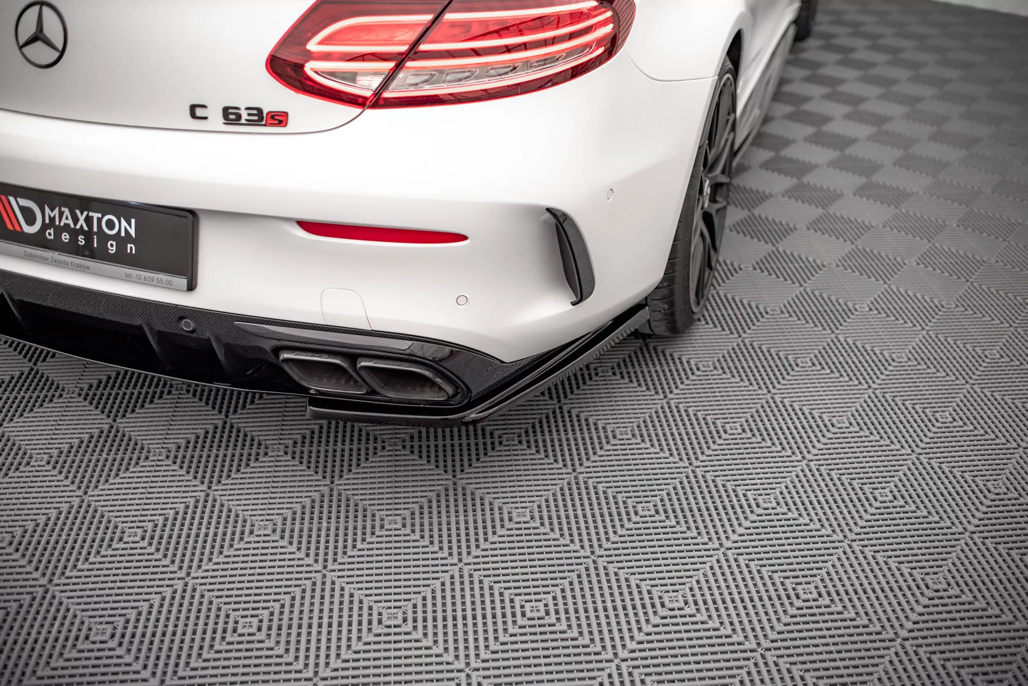 Heck Ansatz Flaps Diffusor Für Mercedes-AMG C 63 AMG Coupe AMG Aero Pack C205 Facelift Schwarz Hochglanz