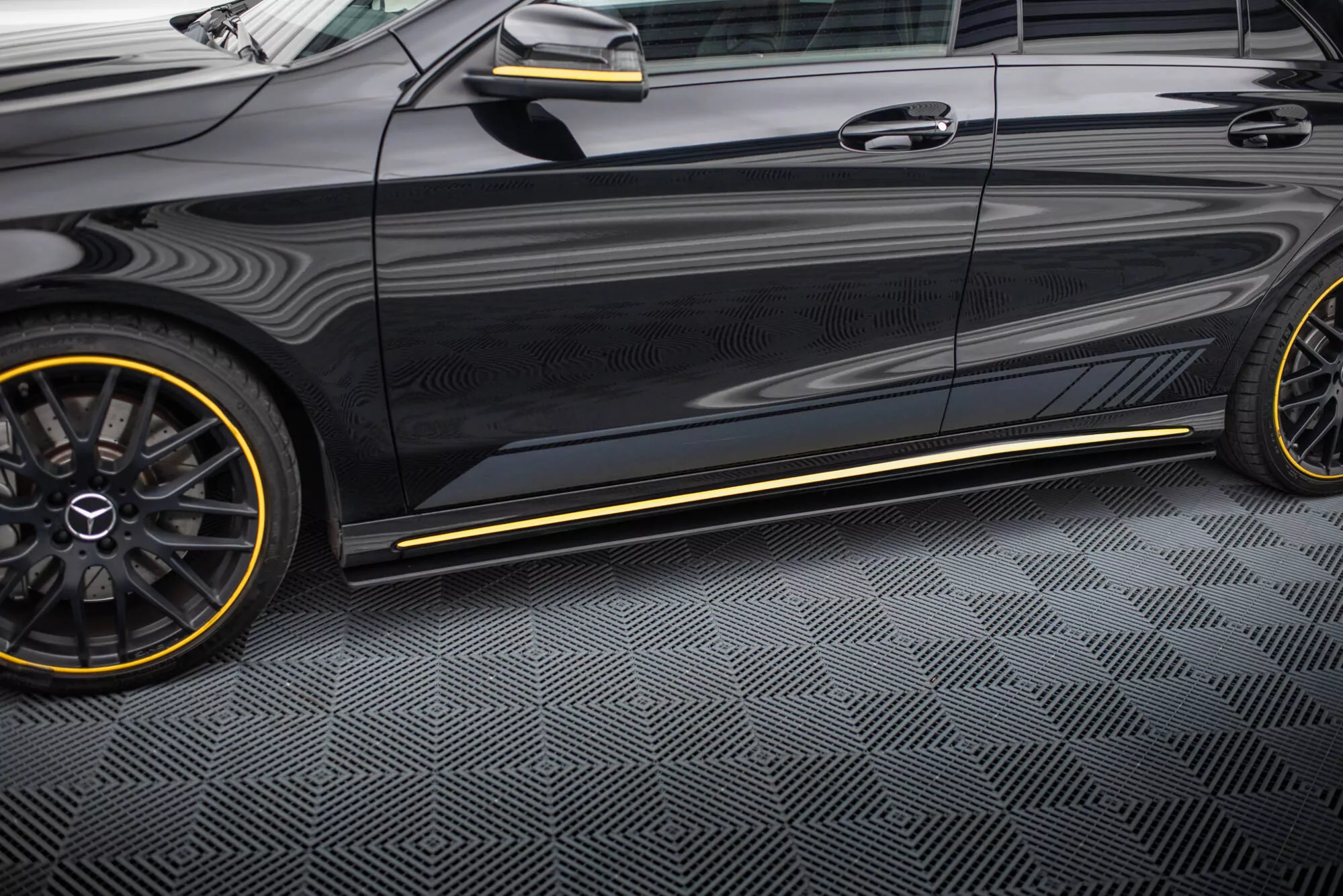 Street Pro Seitenschweller Ansatz Für Mercedes-AMG CLA 45 C117 Facelift