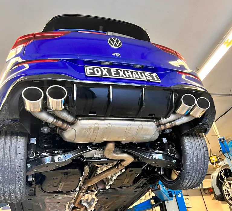 VW Golf VIII R  Endrohre rechts/links - 2x115x85 Typ 32 rechts/links - passend auf den originalen Endschalldämpfer