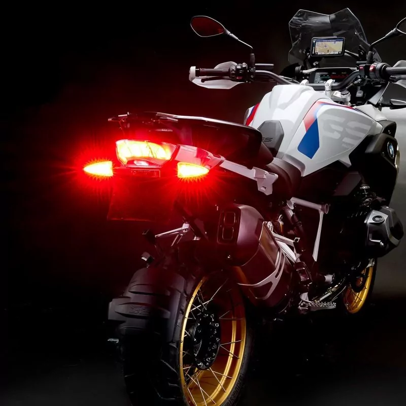 WEISER – BMW HINTERE EXTREME EVO Multifunktions LED Dreifach Funktion Stand-/Bremslicht/Blinker Kit