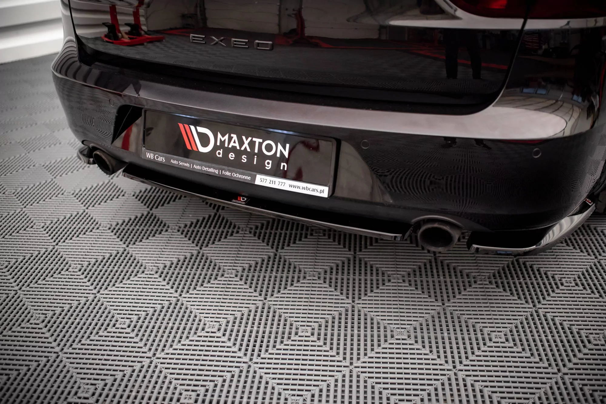 Mittlerer Diffusor Heck Ansatz Für Seat Exeo Schwarz Hochglanz