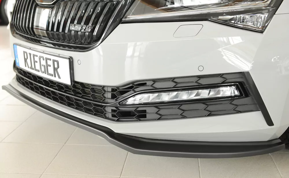 Rieger Spoilerschwert matt schwarz für Skoda Superb III (3T/3V) Combi 08.19- (ab Facelift 2)