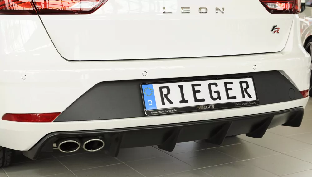Rieger Heckeinsatz für Seat Leon FR (5F) - 5-tür. (ST/Kombi) 01.17- (ab Facelift) carbon optik