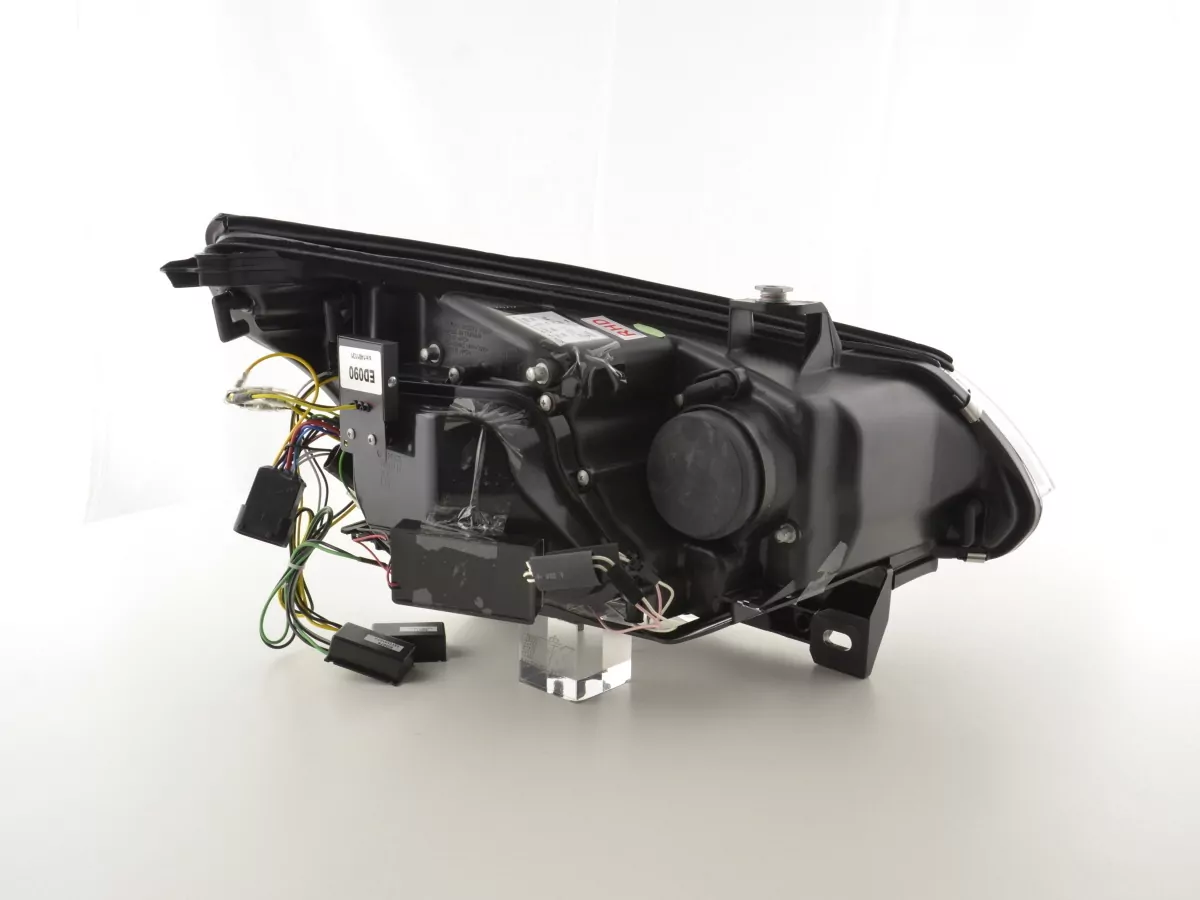 Scheinwerfer Set Xenon Angel Eyes CCFL BMW 5er E60/E61 Bj. 05-08 chrom für Rechtslenker