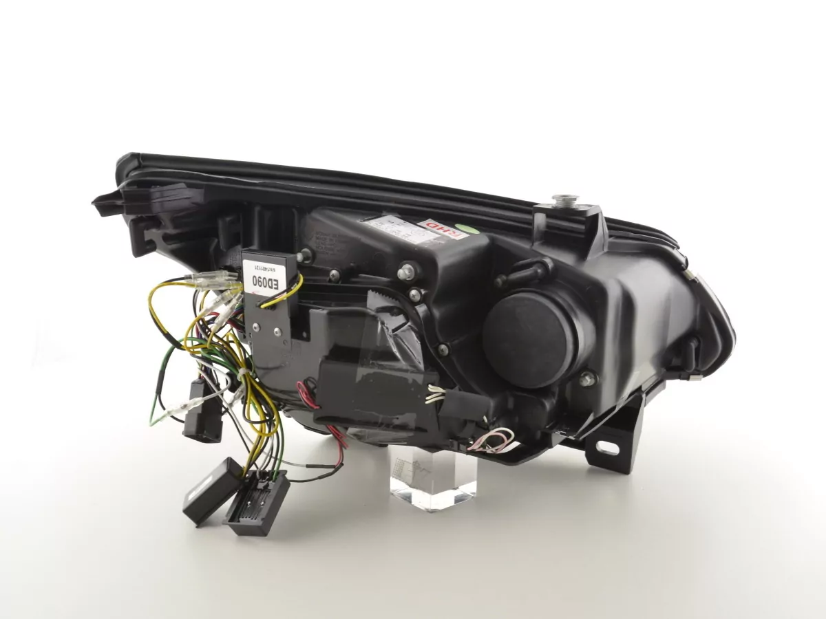 Scheinwerfer Set Xenon Angel Eyes CCFL BMW 5er E60/E61 Bj. 05-08 schwarz für Rechtslenker