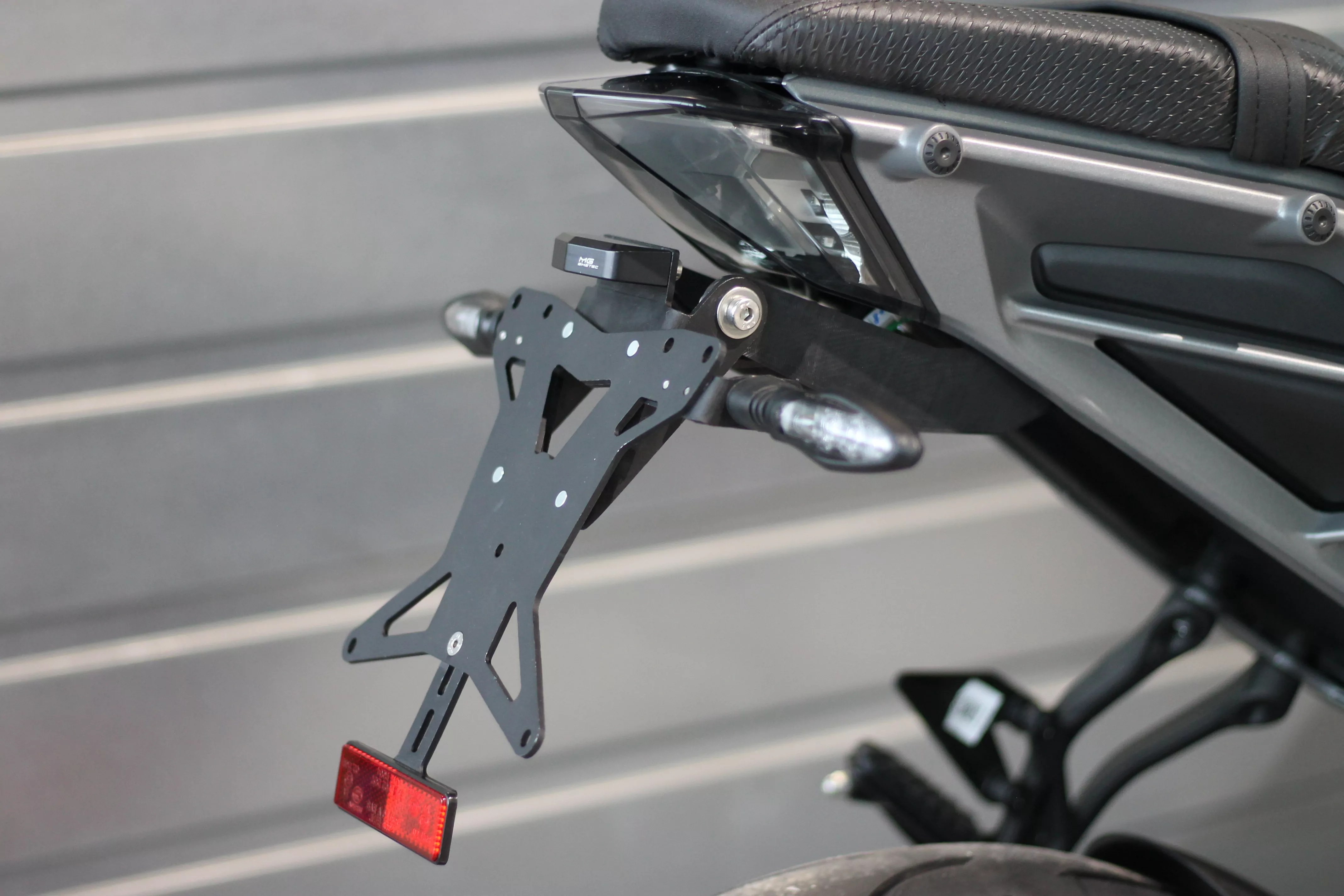 MG Biketec Kennzeichenhalter für KTM 390 Duke ab 2024