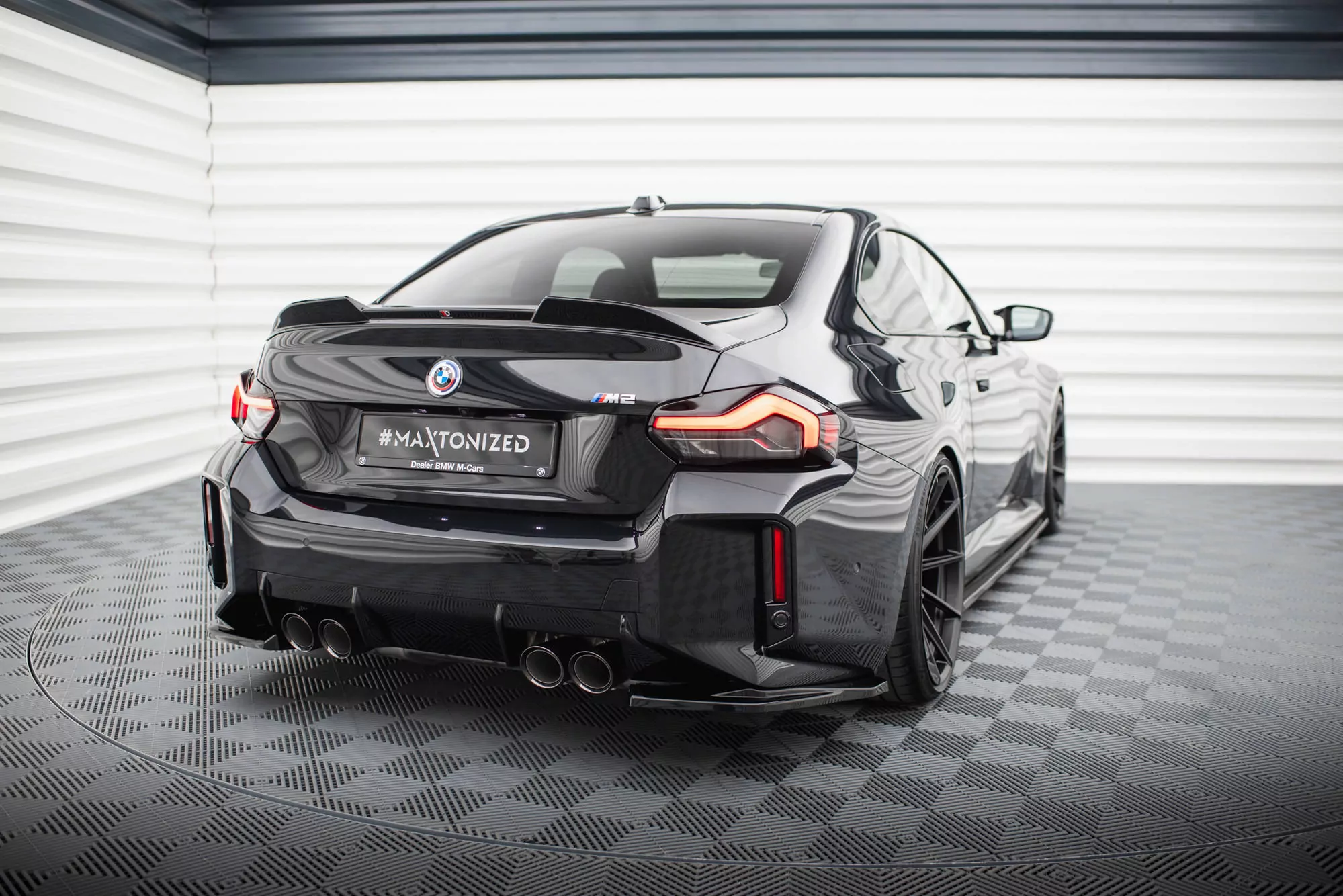 Heck Ansatz Flaps Diffusor V.1 Für BMW M2 G87 Schwarz Hochglanz