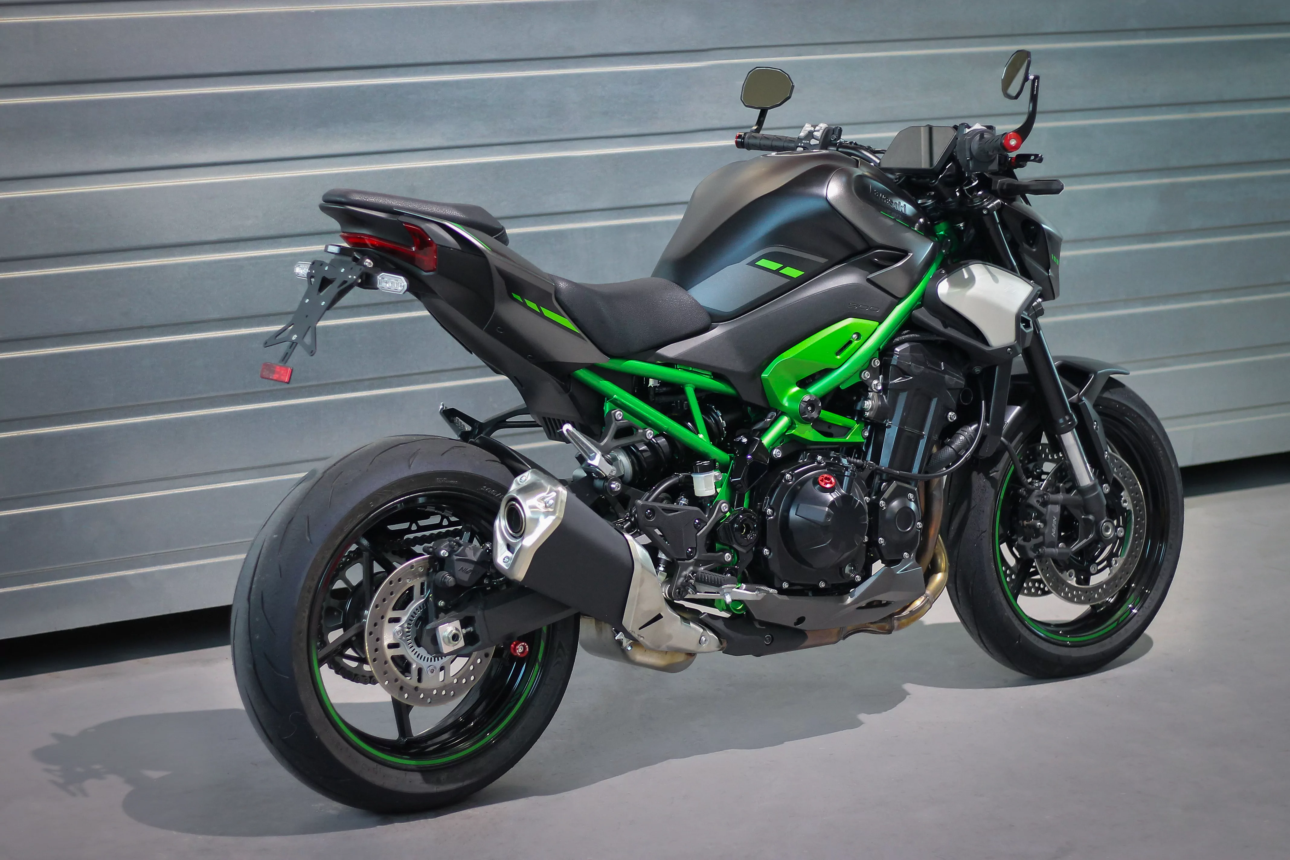 MG Biketec Kennzeichenhalter für Kawasaki Z 900 ab 2025