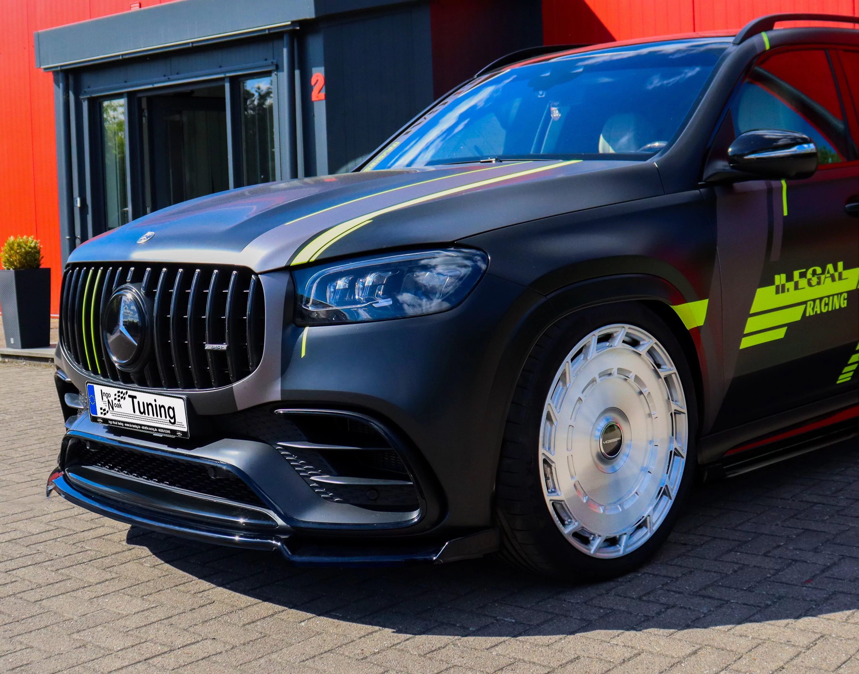 Cup Frontspoilerlippe mit Wings für Mercedes GLS 63 AMG 4 Matic