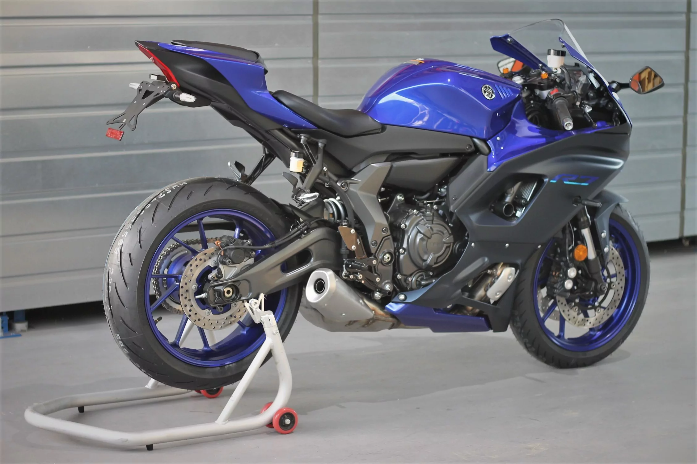 MG Biketec Sportfussrastenanlage / Rastenanlage / Fußrastenanlage mit ABE, gültig in D - A - CH für Yamaha YZF-R7 ab 2021