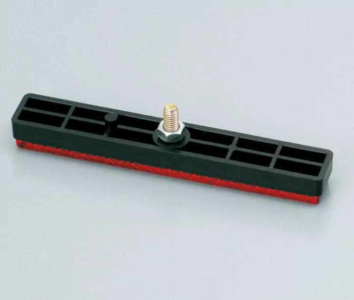 Reflektor "Slim" | rechteckig | rot | mit Rand Maße: 100 x 13 mm | Bolzen M5 | E-geprüft