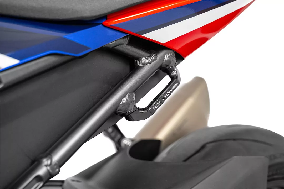 Gilles Soziusträgerabdeckung schwarz für Honda SC82