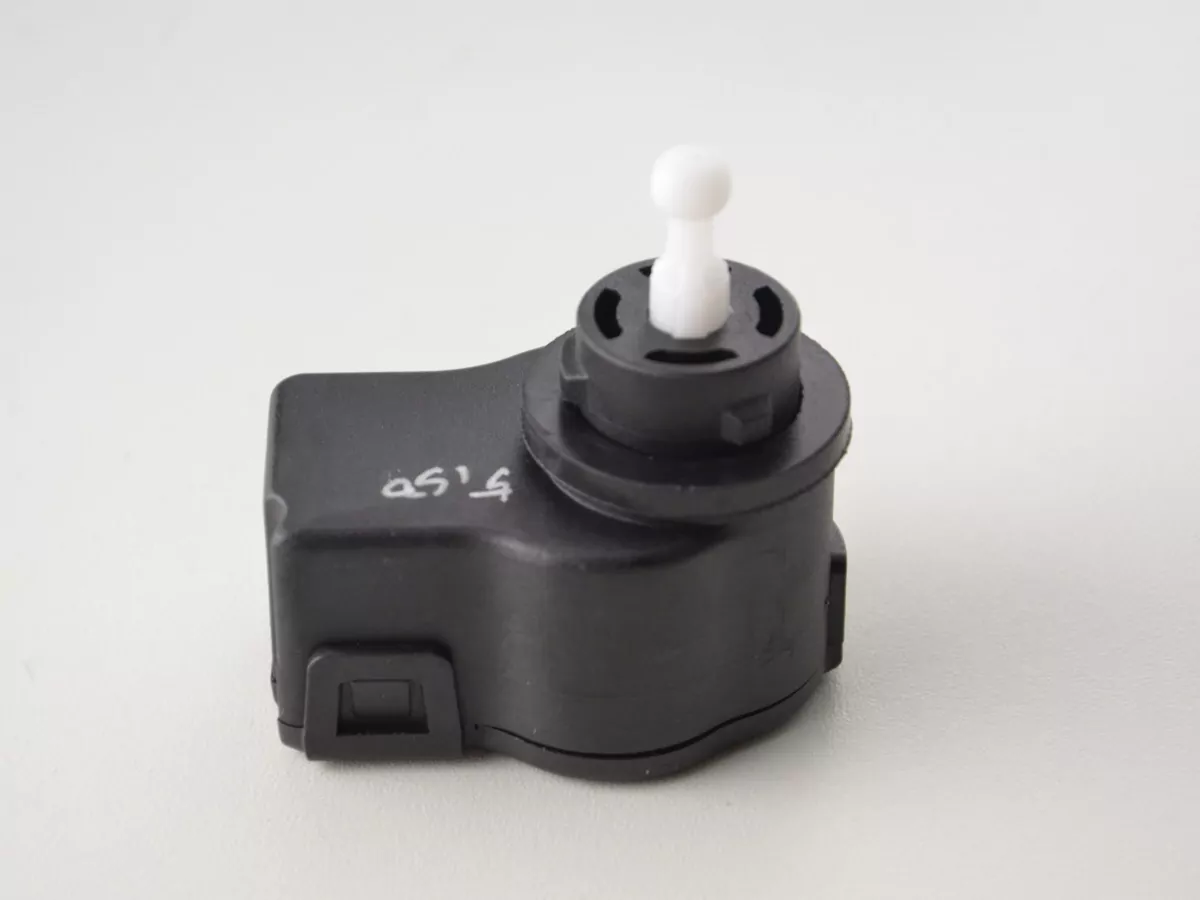 Scheinwerfer Set Daylight LED TFL-Optik Opel Astra H Bj. 04-10 chrom für Rechtslenker