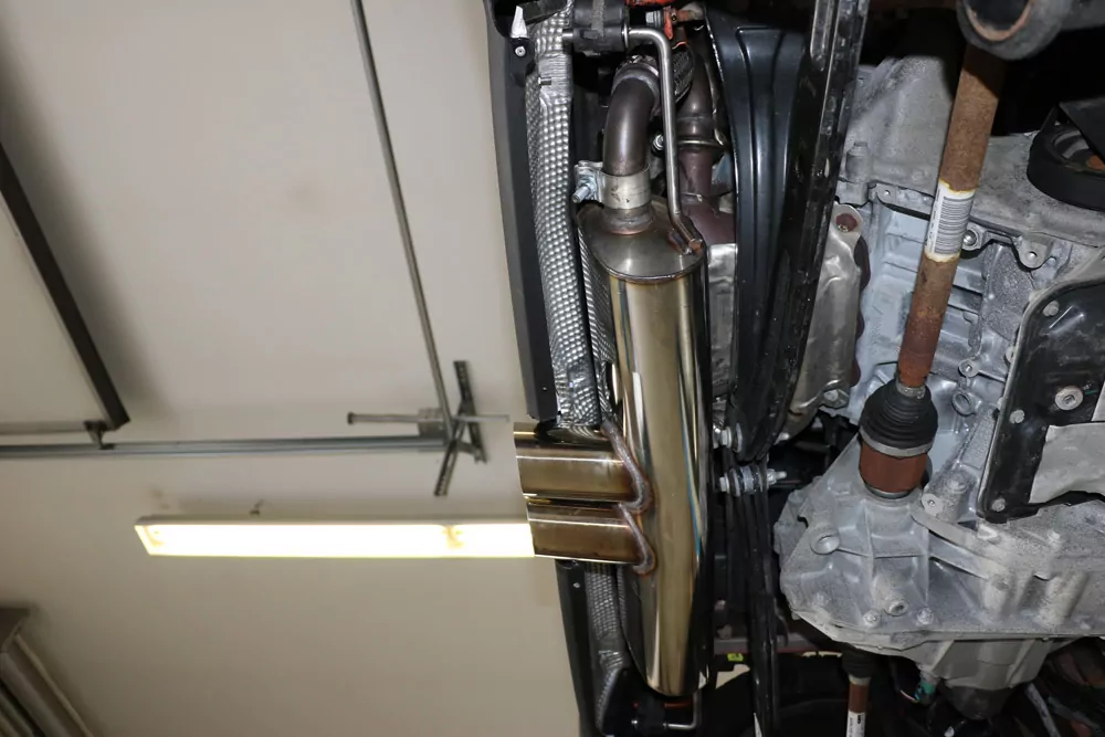 Smart Fortwo 453  Endschalldämpfer Ausgang mittig - 2x80 Typ 14