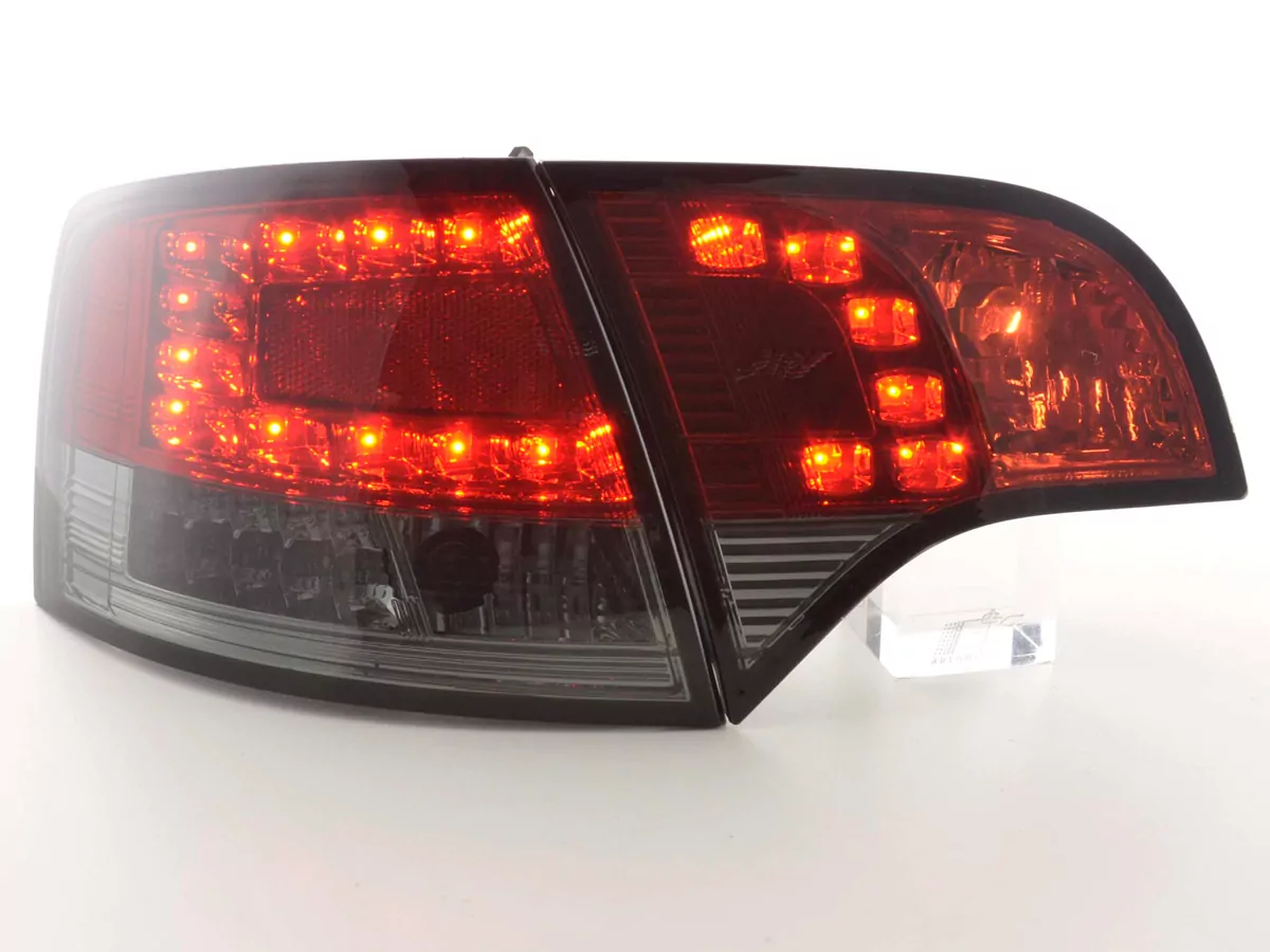LED Rückleuchten Set Audi A4 Avant Typ 8E Bj. 04-08 rot/schwarz