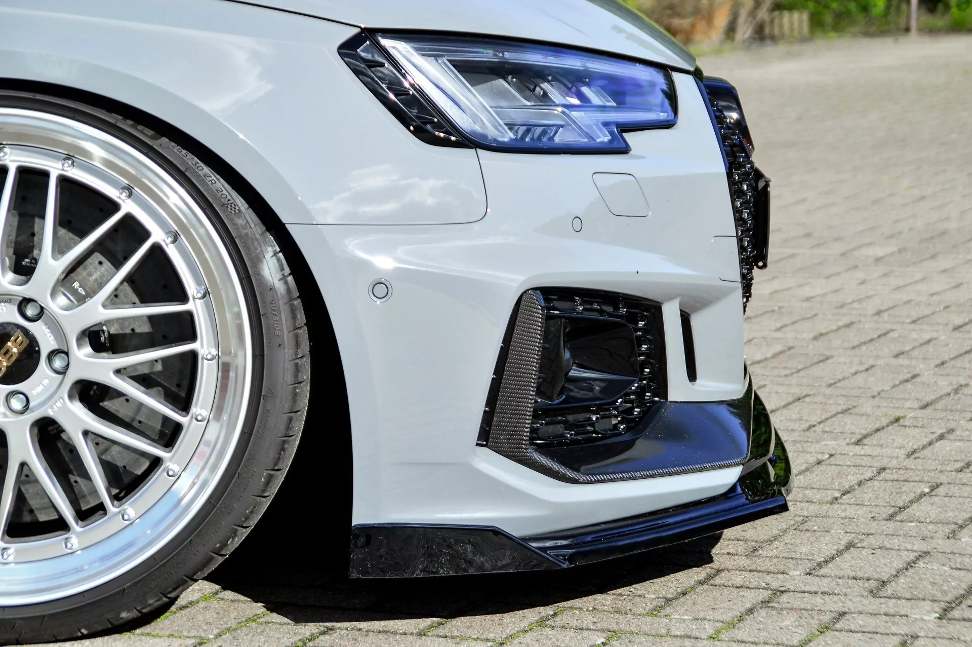 Cup Frontspoilerlippe mit Wing für Audi RS4 B9 Bj. 2015-2020