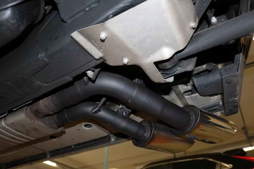 Mercedes G-Klasse G500 310kW - 463  Endrohr zum anstecken - 2x115x85 Typ 38 rechts und links unterm Trittbrett