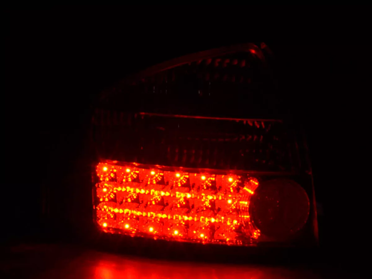 LED Rückleuchten Set Audi A6 Limousine Typ 4B Bj. 97-03 klar/rot