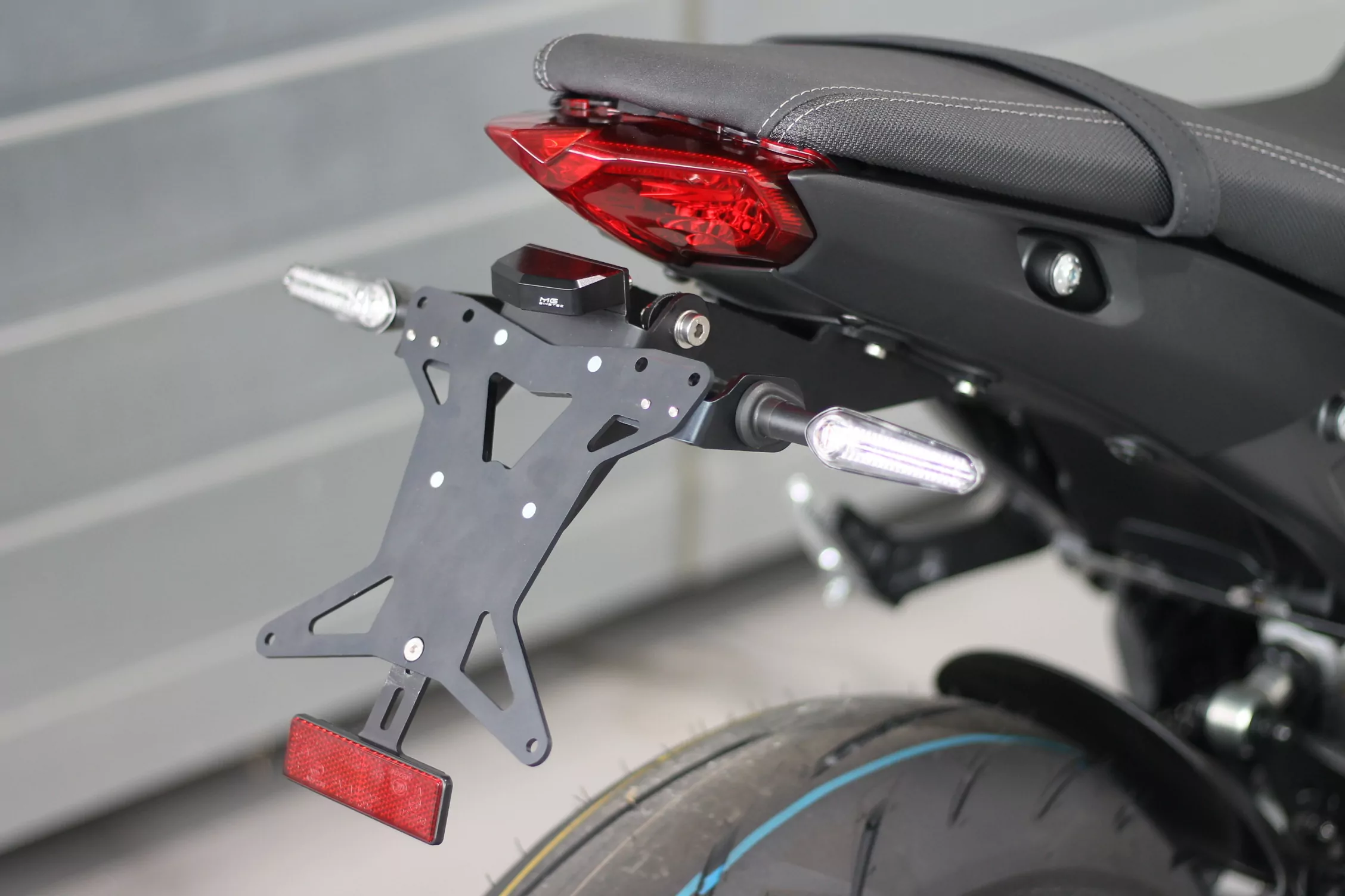 MG Biketec Kennzeichenhalter für Yamaha MT-09 ab 2021 mit Tempomat