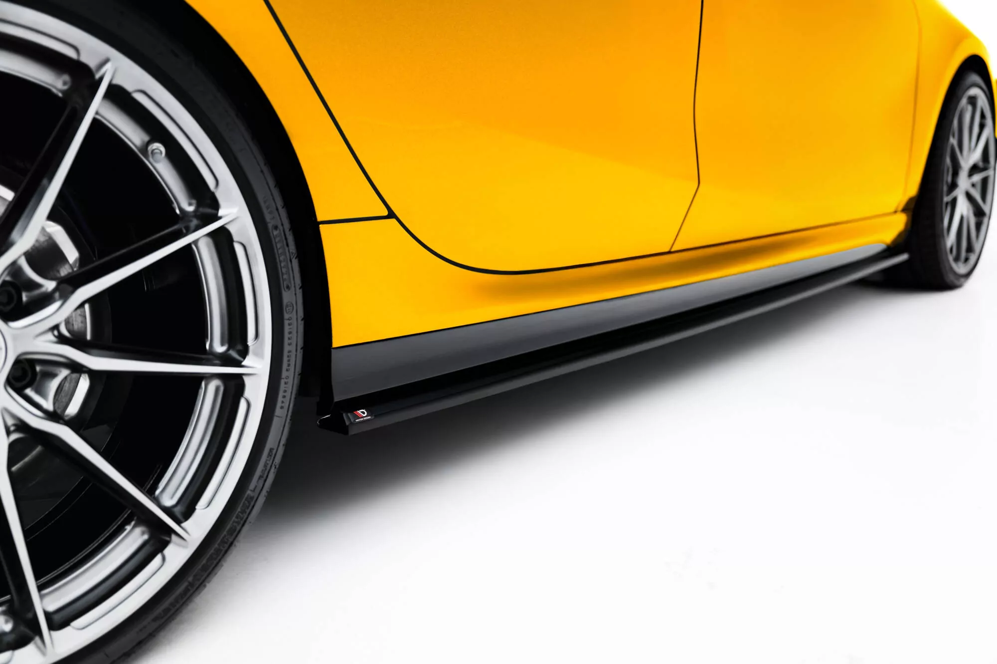 Seitenschweller Ansatz Für V.1 Für BMW M135i / 1 M-Paket F70 Schwarz Hochglanz