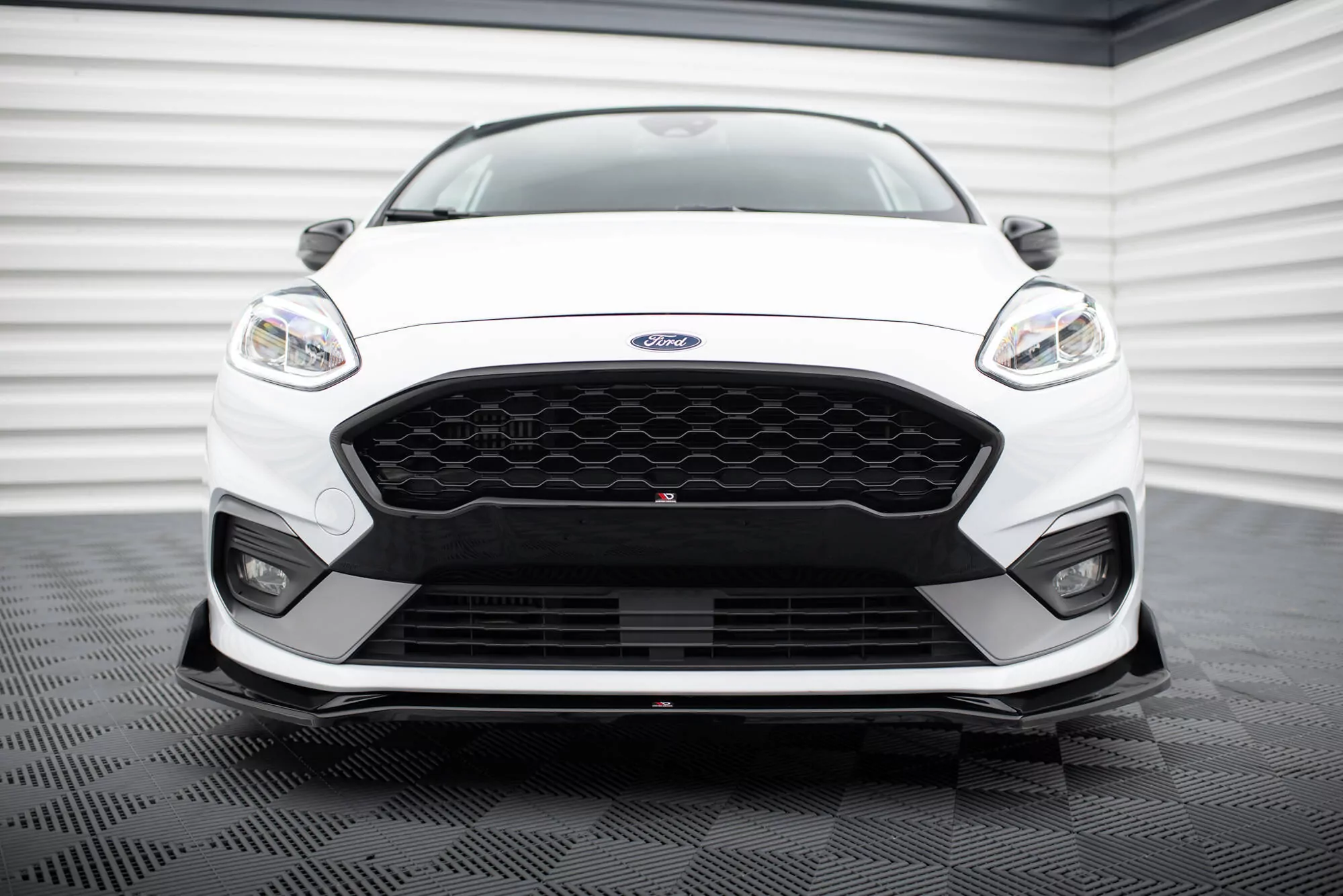 Front Grill Ford Fiesta ST / ST-Line Mk8 Schwarz Hochglanz