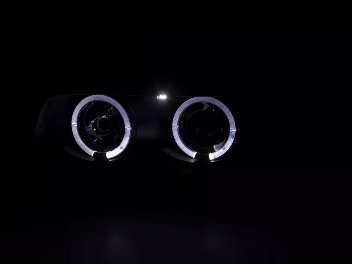 Scheinwerfer BMW 7er Typ E38  99-02 schwarz