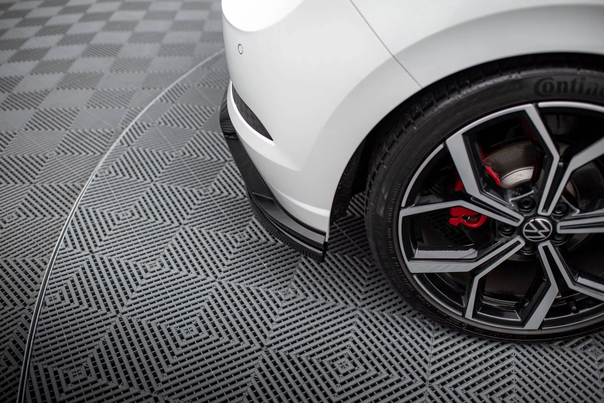 Heck Ansatz Flaps Diffusor Für Volkswagen Polo GTI Mk6 Facelift Schwarz Hochglanz