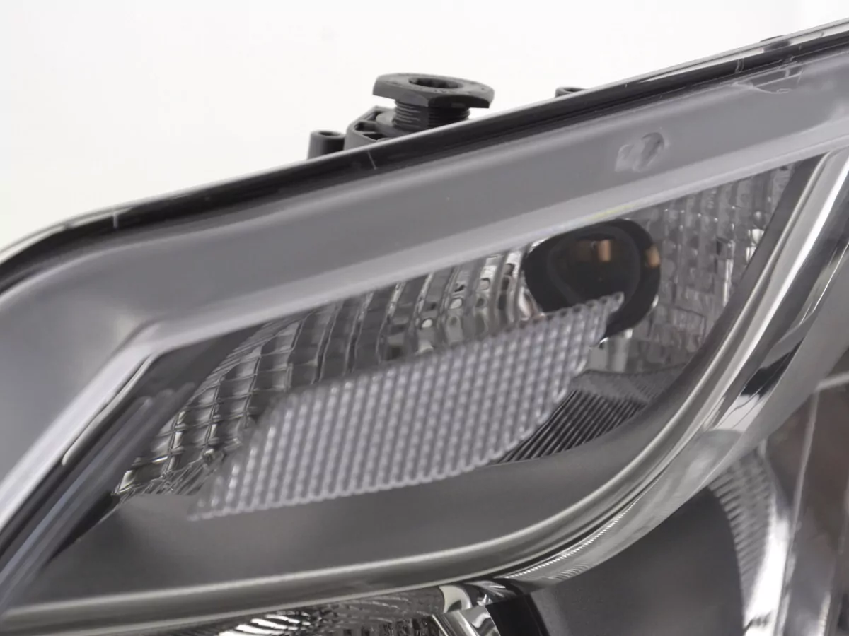 Verschleißteile Scheinwerfer links VW Touran (GP2) Bj. 10-14 schwarz