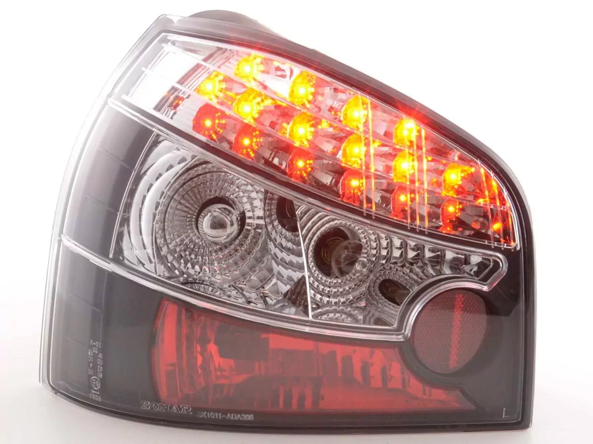 LED Rückleuchten Set Audi A3 Typ 8L Bj. 96-02 schwarz