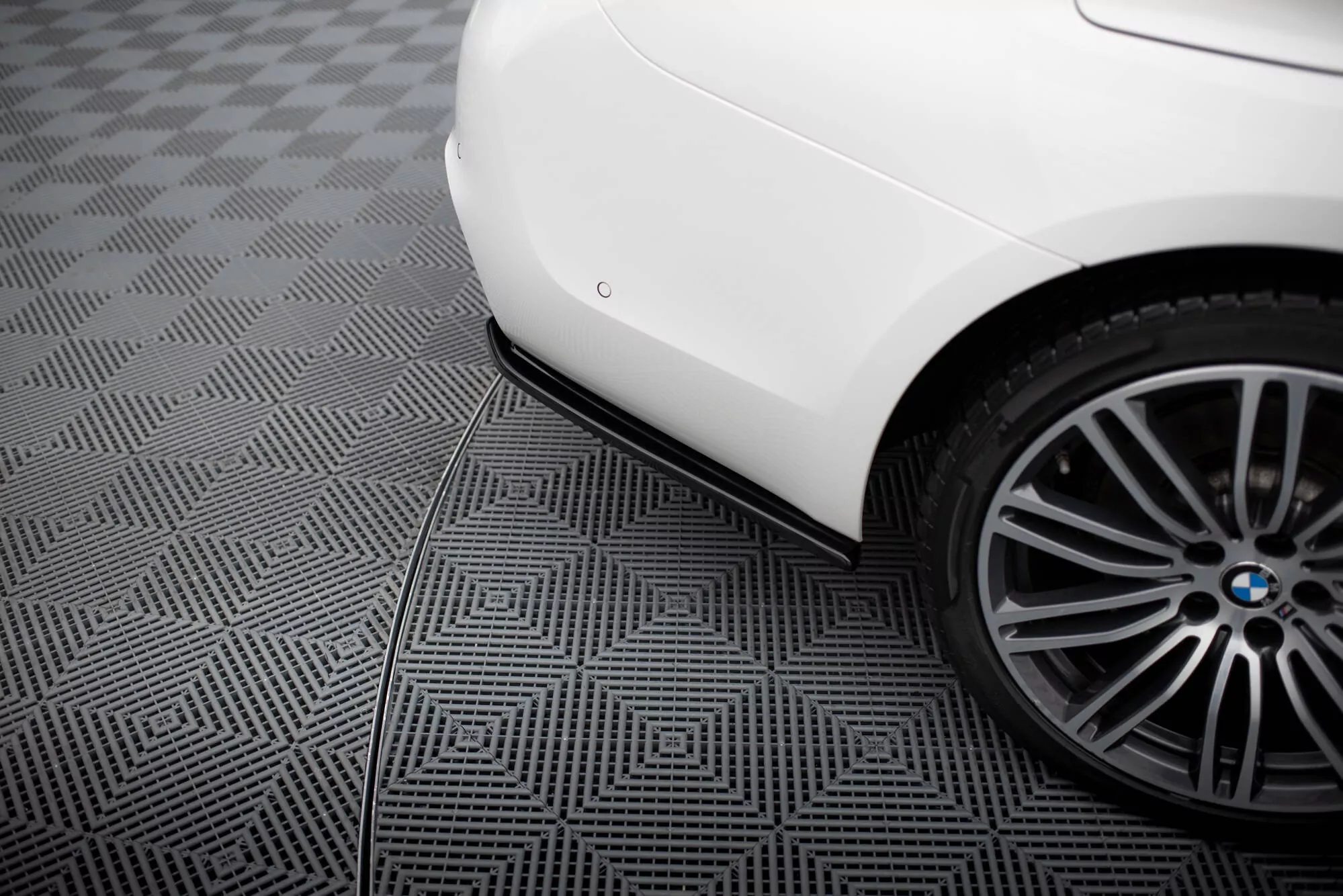 Heck Ansatz Flaps Diffusor Passend Für Diffusor Passend Für BMW 5er G30/ G31 M-Paket Schwarz Hochglanz Schwarz Hochglanz