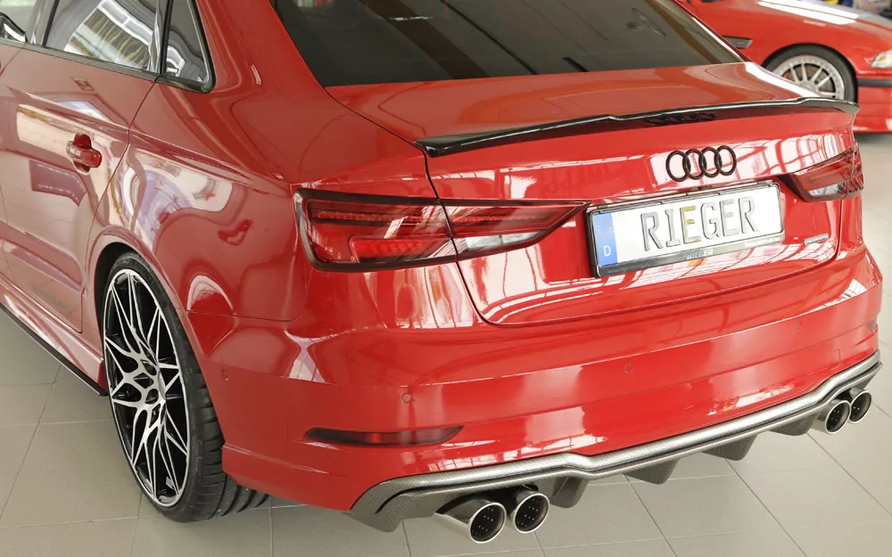 Rieger Heckeinsatz für Audi A3 (8V) - 5-tür. (Limousine 8VS) 09.16- (ab Facelift) carbon optik